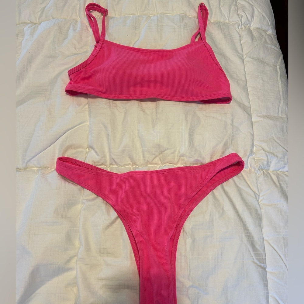 Amazon Women’s hot pink bikini size medium